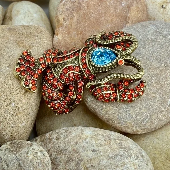 Authentic Heidi Daus “Lobster Tales” Crystal Lobster Ring – Size 8 Swarovski EUC - Picture 12 of 17